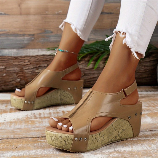 👡 Gehen wie auf Wolken: Die perfekten Keilsandalen für den Sommer! ✨