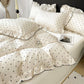 ⏳Nur für kurze Zeit: 50 % Rabatt⏰Luxuriöses, kühlendes Bettwäscheset aus Eis-Seide mit Rüschen🛌