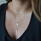 Elegante mehrlagige Halskette mit zartem Anhänger